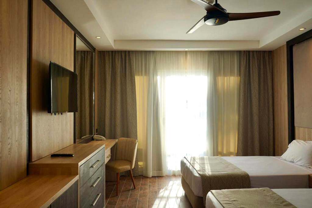 Panorama Naama Heights4